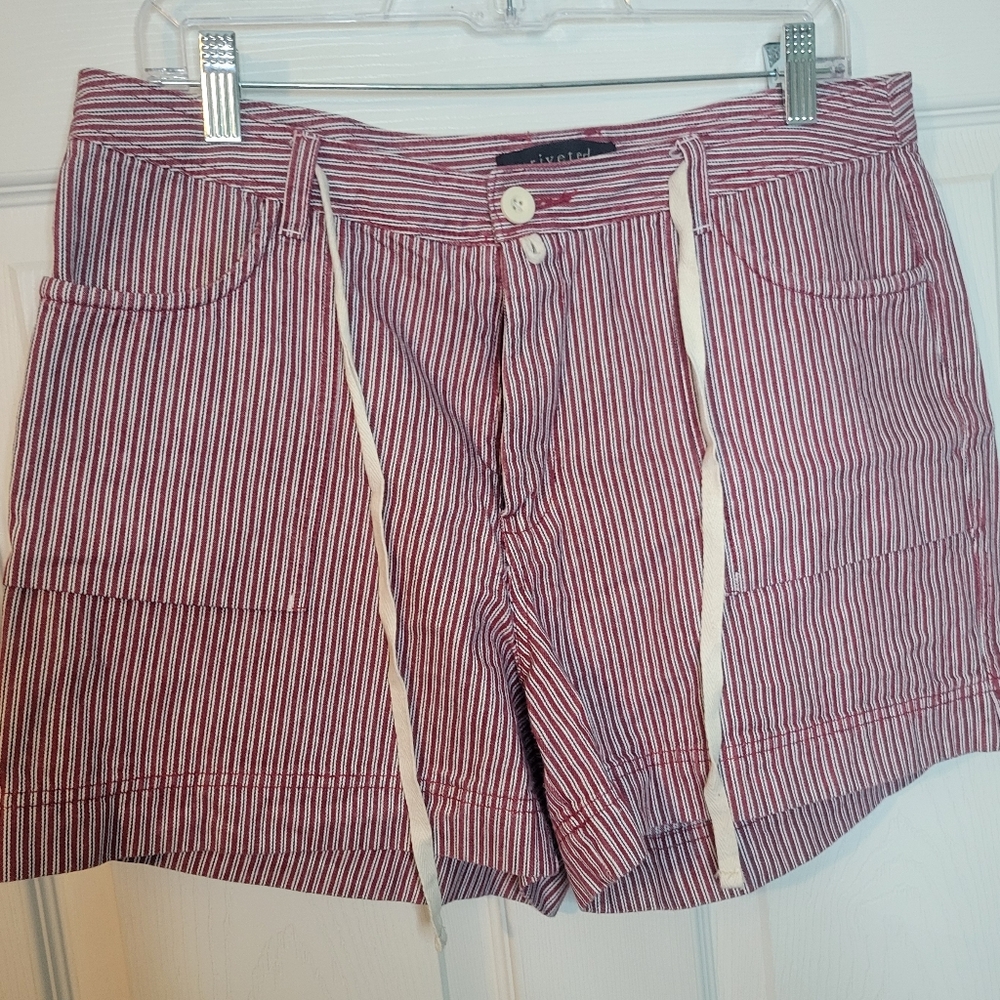 Riveted By Lee Jean Shorts 12 M Red Stripes 100% Cotton Summer